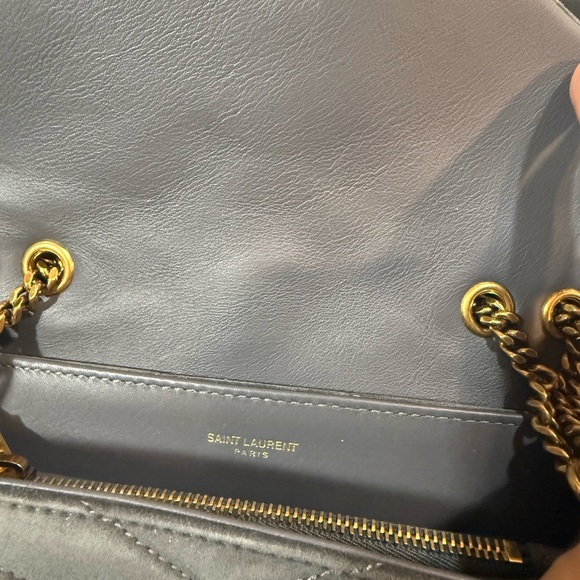 Yves Saint Laurent 
Small Loulou Matelass Suede Shoulder Bag
Color: 1112 STORM - Picture 5 of 12